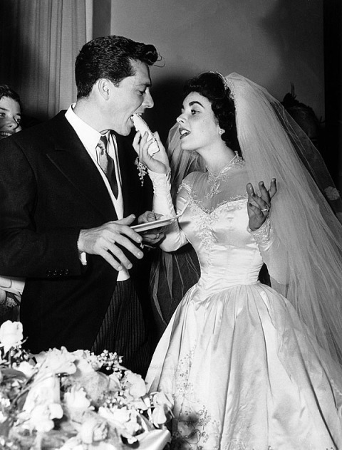 LIZ TAYLOR.jpg LIZ TAYLOR.jpg
